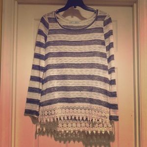 EUC Maurices Long Sleeve Shirt.